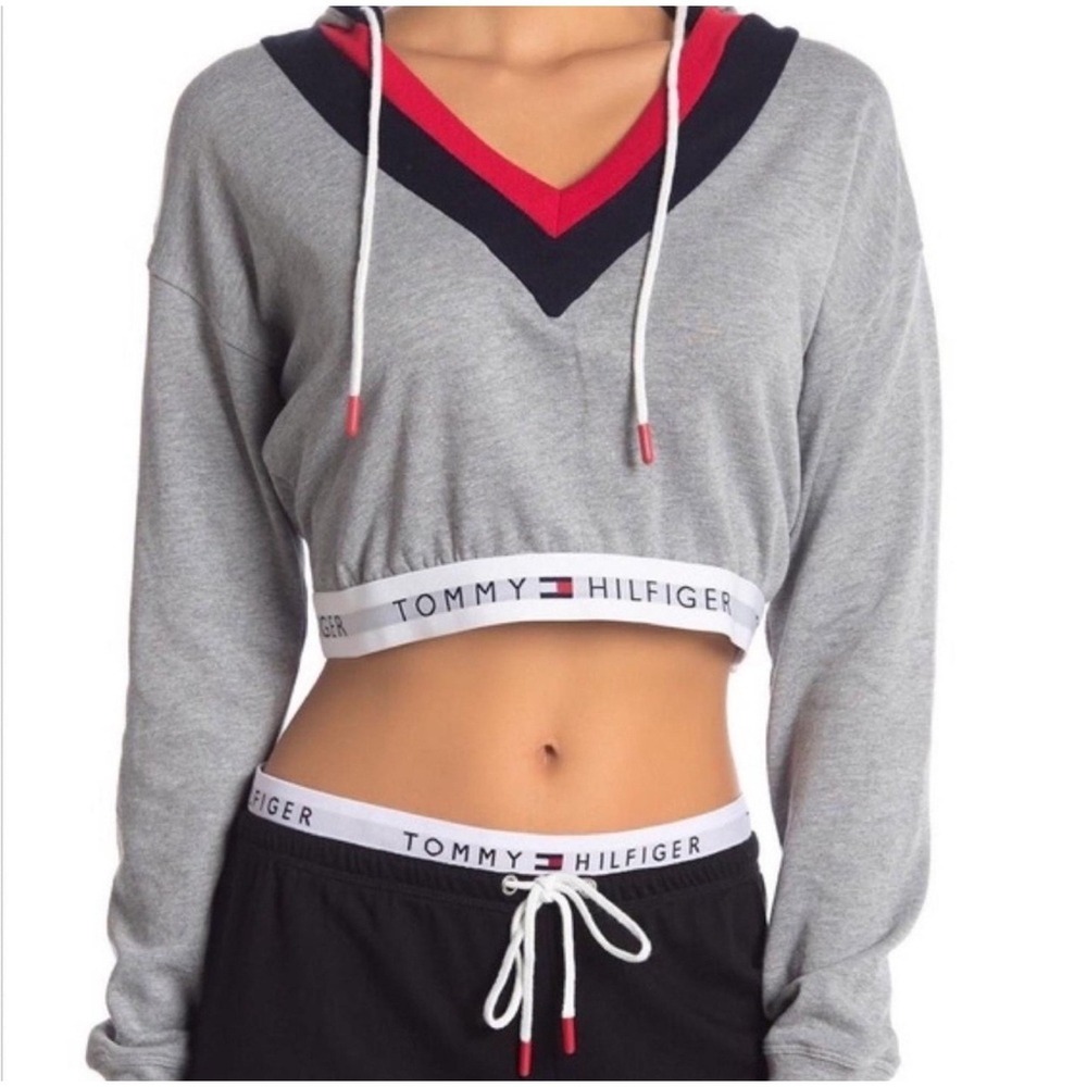 Tommy Hilfiger Cropped Hoodie Gray Red Blue V Neck Long Sleeve Banded‎ Hem - Picture 6 of 6